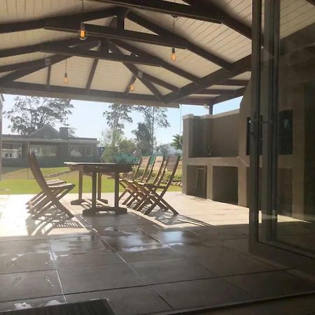 Silver Pond Lodge Робертсон Екстериор снимка